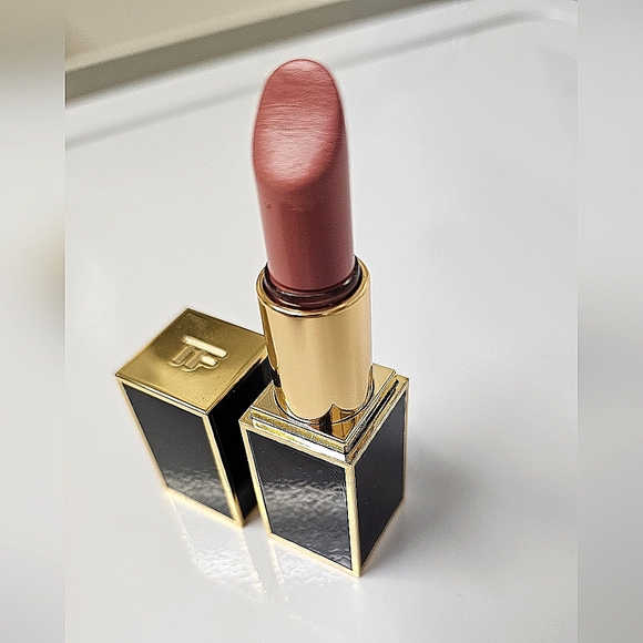 TOM FORD Lipstick "Pink Dusk" - Picture 3 of 6
